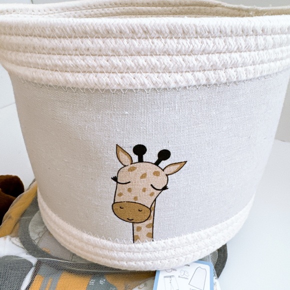Giraffe Baby Gift Basket,Baby Shower Gift - Picture 2 of 9